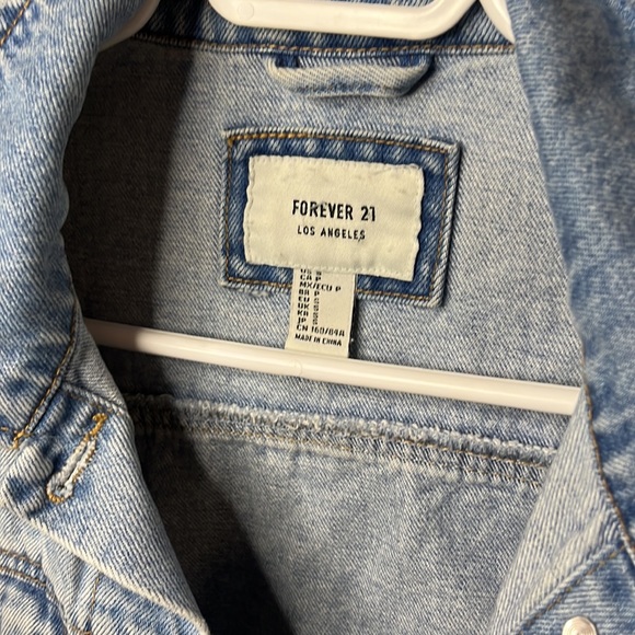 Jean jacket - Picture 2 of 3